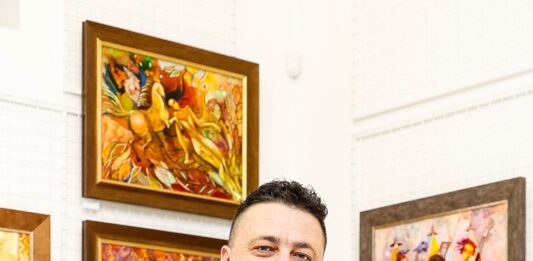 ЕКСПЛОЗИЯ ОТ ЦВЕТОВЕ В ИЗЛОЖБАТА НА ВИЛИ НИКОЛОВ