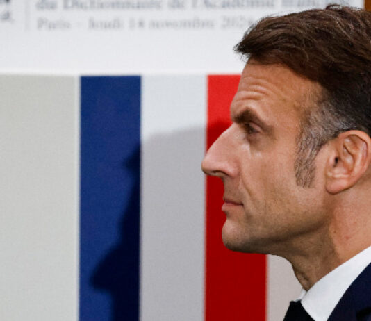 Макрон обяви среща на върха на „коалицията на желаещите“ с участието на Зеленски