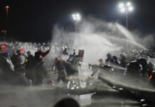 Вкарването в затвора на кмета на Истанбул е сериозно посегателство срещу демокрацията, заяви Франция