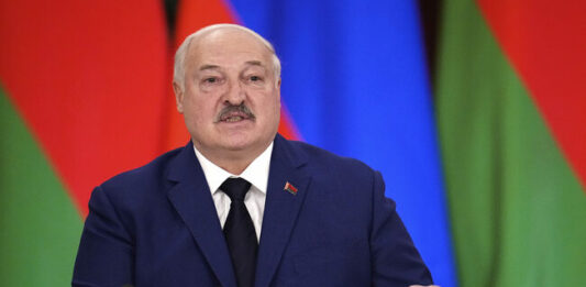 Александър Лукашенко ще встъпи в длъжност днес за седми мандат като президент на Беларус