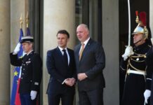 Премиерът пристигна в Париж, ще участва в срещата „Мир и сигурност за Украйна“