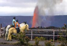 Хавайският вулкан Килауеа изхвърли лава на височина 300 метра