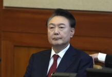 Конституционният съд на Южна Корея ще реши в петък дали да отстрани от длъжност подложения на импийчмънт президент Юн Сук-йол