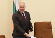 Премиерът Желязков за вота на недоверие: Устойчиви сме