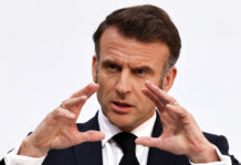 Макрон ще свика среща с представители на бизнес секторите, засегнати от митата на Тръмп