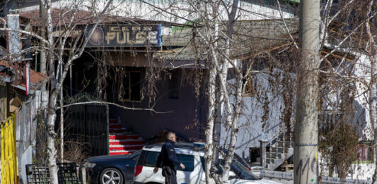 Родители на жертви на пожара в Кочани протестираха