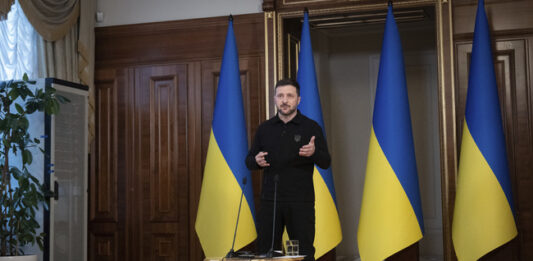 Володимир Зеленски пристигна в Южна Африка