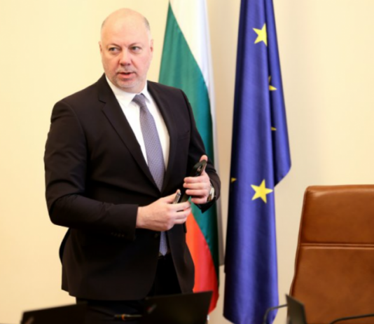 Желязков се ядоса на министрите: Имате 10 дни да заработи системата BG-ALERT, след това няма прошка!