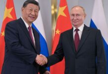 Си Дзинпин пристигна в Кремъл за среща с руския си колега Владимир Путин