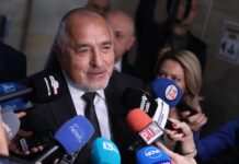 Лидерът на ГЕРБ Бойко Борисов поздрави българите за 24 май с химна „Върви народе, възродени“ във Фейсбук