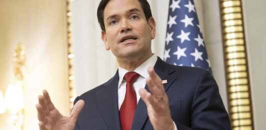 Марко Рубио поздрави Карол Навроцки за победата му на президентските избори в Полша