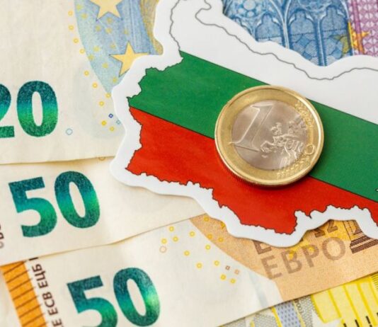 Финансовите министри на ЕС подкрепят влизането на България в еврозоната