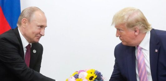 Бивш анализатор на ЦРУ: Тръмп се изложи. Путин се обръща окончателно на Изток