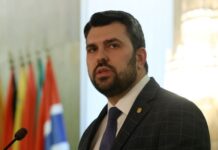 Георгиев отвърна на Мицкоски със снимка на Царевец:Лъвът е по тези земи от векове.Да живее България!