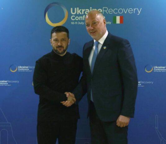 Премиерът Желязков разговаря с президента Зеленски: Подкрепата на България ще продължи и при следвоенното възстановяване на Украйна