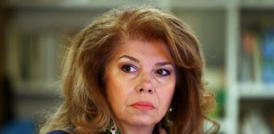 Йотова: Докладът за върховенството на закона беше потулен в еуфорията около приемането на еврото