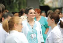 Здравната комисия в НС обсъжда правила за минимално заплащане за медиците