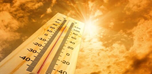 Оранжев код за опасно горещо време е обявен в цялата страна