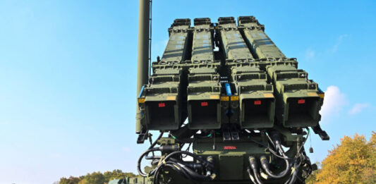 Нов механизъм за финансиране на трансферите на оръжия за Украйна разработват НАТО и САЩ