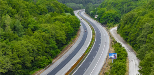 Възстановено е движението по АМ „Хемус“ в района на 17 км в посока Варна