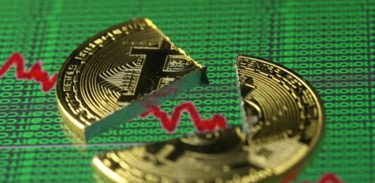 Проверяват евентуална незаконна ферма за криптовалута в сградата на Община Горна Оряховица