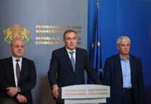 Министър Гуцанов: Предлагаме покачване на минималната заплата на 1213 лева