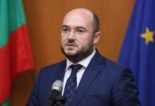 Министър Георгиев: Затворници ще помагат за почистването на боклука в София