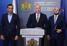 Премиерът Желязков: Боклукът няма политически цвят, държавата е готова да помогне на София