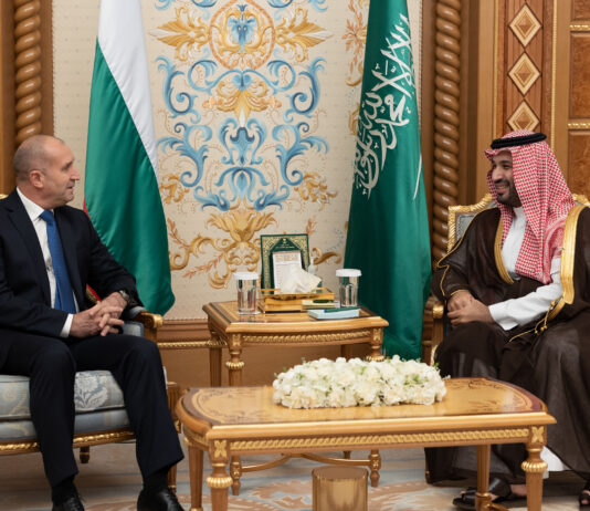 Румен Радев: България се стреми към задълбочаване на инвестиционното си сътрудничество и осъществяванетона общи проекти със Саудитска Арабия в сферата на високите технологии и иновациите