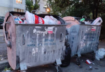 Жители на столичния кв. „Люлин“ на протест заради кризата с боклука