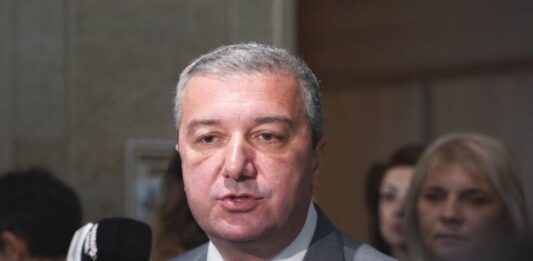 Драгомир Стойнев: Започваме разговори за връщане към прогресивен данък