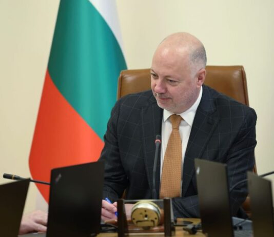 Премиерът Желязков ще участва в конференция на високо равнище за изкуствения интелект