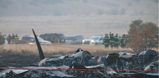 Турция: Загинали са всички 20 души от военния самолет, който се разби в Грузия