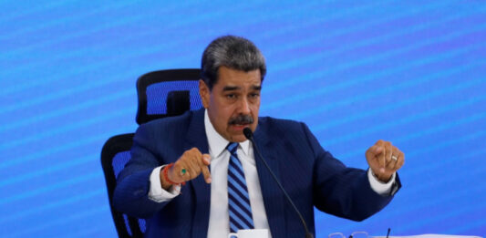 Мадуро е готов за среща на четири очи с американския президент