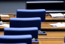 Бюджетът за догодина влиза за първо гласуване в пленарната зала