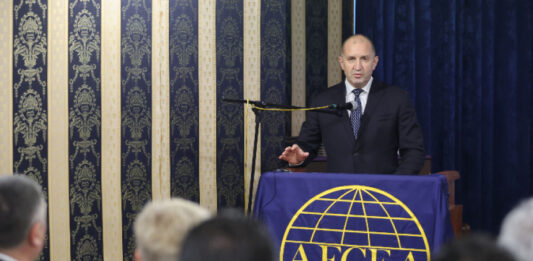 Президентът Радев: Този бюджет явно издава страха на управляващите от предсрочни избори