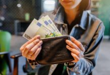 Два дни до края на законното плащане с левове: Важни насоки за гражданите