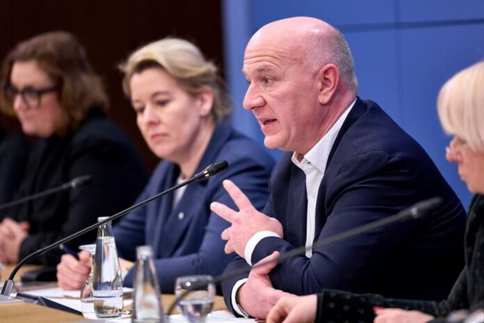 991-ratio-kmetyt-na-berlin-kaj-vegner