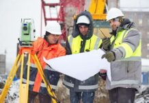 Внимание, опасно време: най-рисковите професии при работа на студ