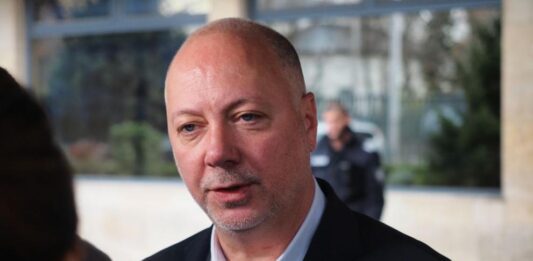 Правителството подписва историческо споразумение за проучване на енергийни ресурси в Черно море