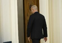 Световните агенции: Оставката на Радев е заявка за участие в парламентарните избори