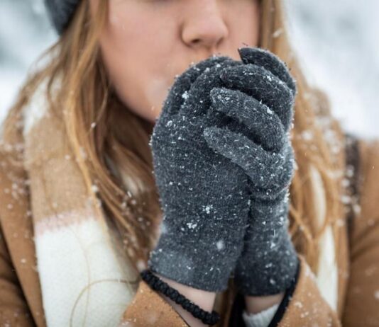 Мразовит вторник: Ще вали сняг на места в страната