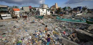 Лавина от отпадъци затрупа хора във Филипините – има загинал, 27 души са в неизвестност