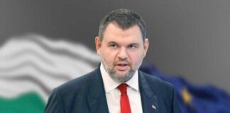 Пеевски: Кмете, София е в криза! Оставка!