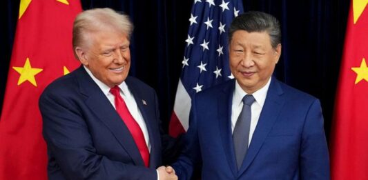 Си Дзинпин и Тръмп проведоха телефонен разговор