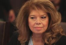 Йотова продължава консултациите за служебен премиер