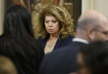 Президентът наложи вето върху промените в Изборния кодекс заради секциите в чужбина