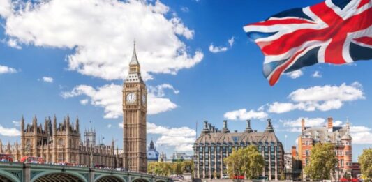 Лондон обяви голям пакет от санкции срещу Русия