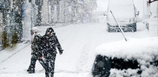 Седмицата запчва с жълт код за студ и снеговалежи в почти цялата страна (КАРТА)