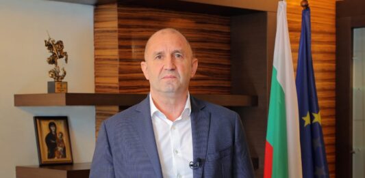 До 4 март Радев внася за регистрация „коалиция с ясно име“